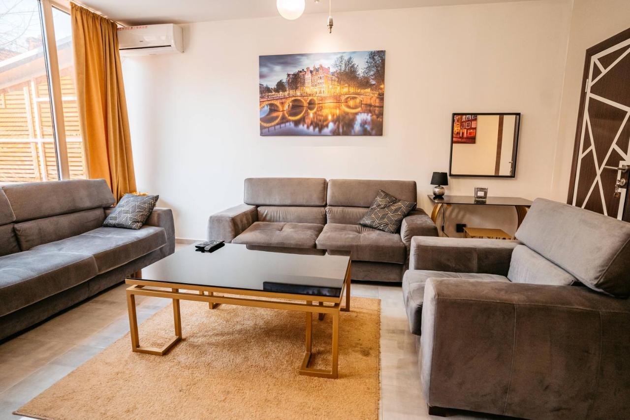 Magico Rooms & Apartments Ni Eksteriør billede