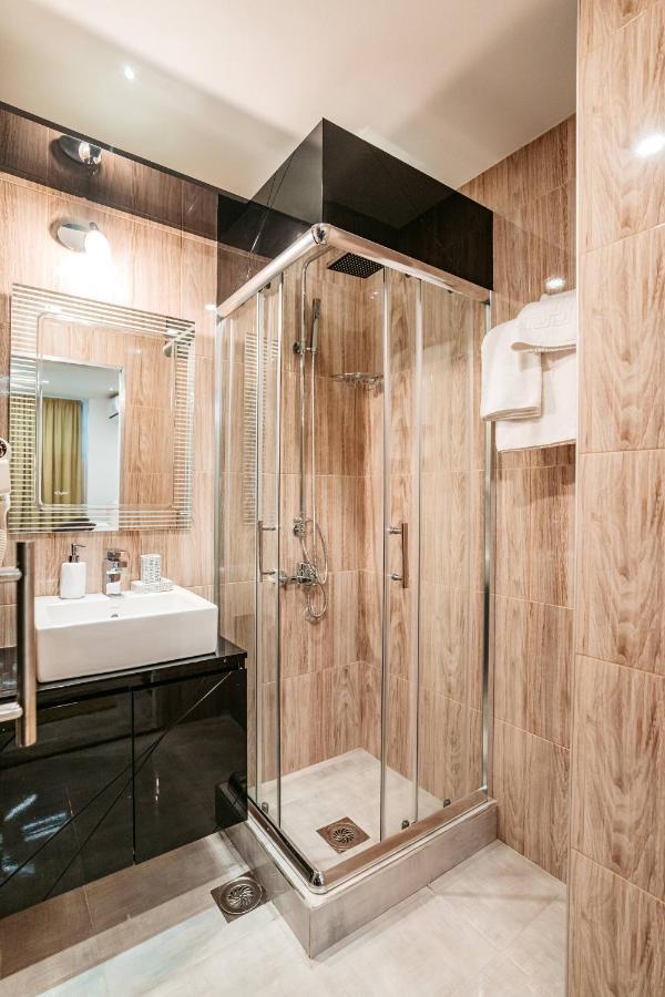 Magico Rooms & Apartments Ni Eksteriør billede