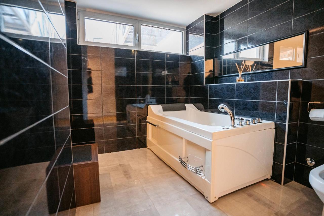 Magico Rooms & Apartments Ni Eksteriør billede